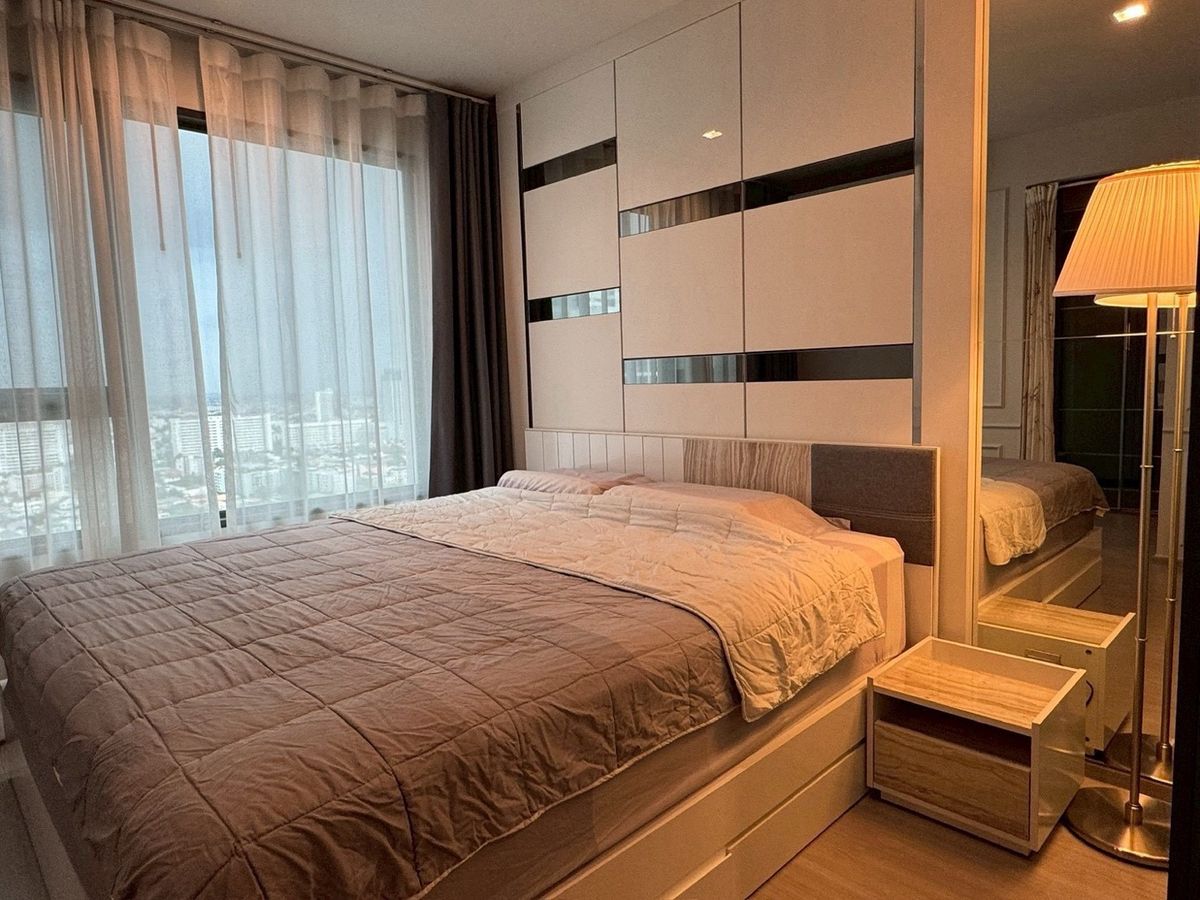 ให้เช่าคอนโดลาดพร้าว เซ็นทรัลลาดพร้าว : For Rent : Life LadpraoBTS Ha Yaek Lat Phrao ( 35.45 Sqm , 34th Floor ) + (Free Wifi)