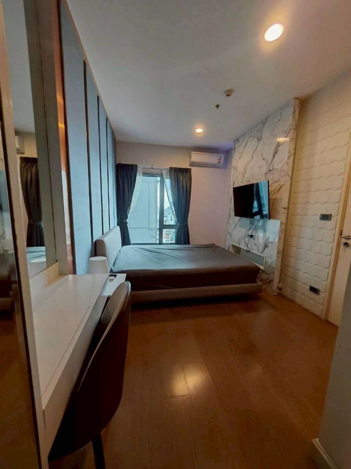 For RentCondoSukhumvit, Asoke, Thonglor : Condo for RENT: The Crest Sukhumvit 34 (BTS Thonglor) MK-02 Line @livingbkk