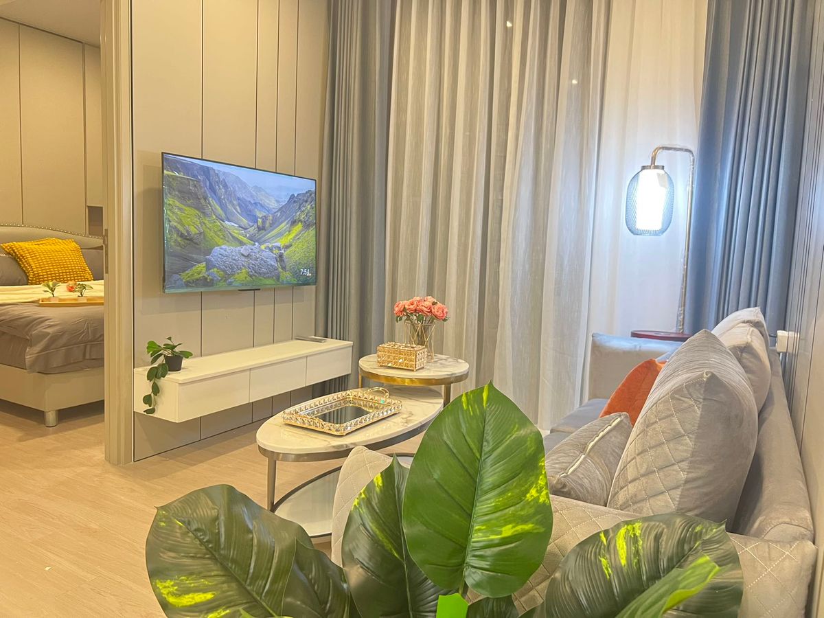 For RentCondoRama9, Petchburi, RCA : One9Five，3 bedroom，Nearby MRT Rama9，City view，Garden view