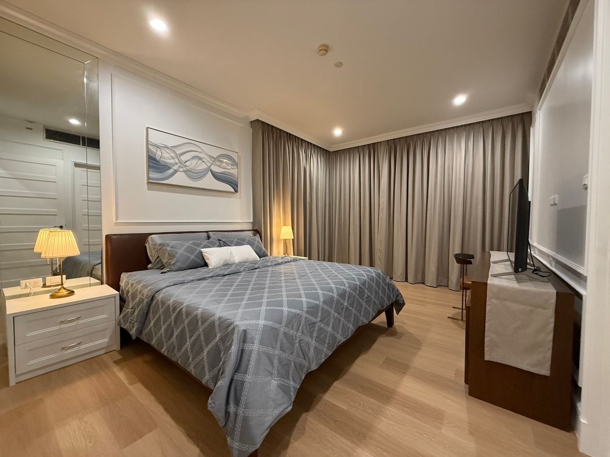ให้เช่าคอนโดสุขุมวิท อโศก ทองหล่อ : Aguston Sukhumvit 22 | 3 Bedrooms 4 Bathrooms | 151 sq.m. | 31st Floor 