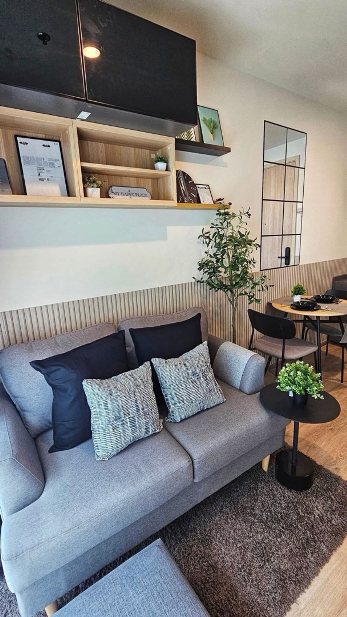 For RentCondoRama9, Petchburi, RCA : 1 bedroom condo for rent at Nue District R9