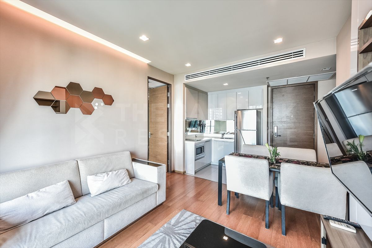 ขายคอนโดสาทร นราธิวาส : 🔥🔥HOT UNIT🔥🔥The Address Sathorn12 2Bed2Bath By Songソング。