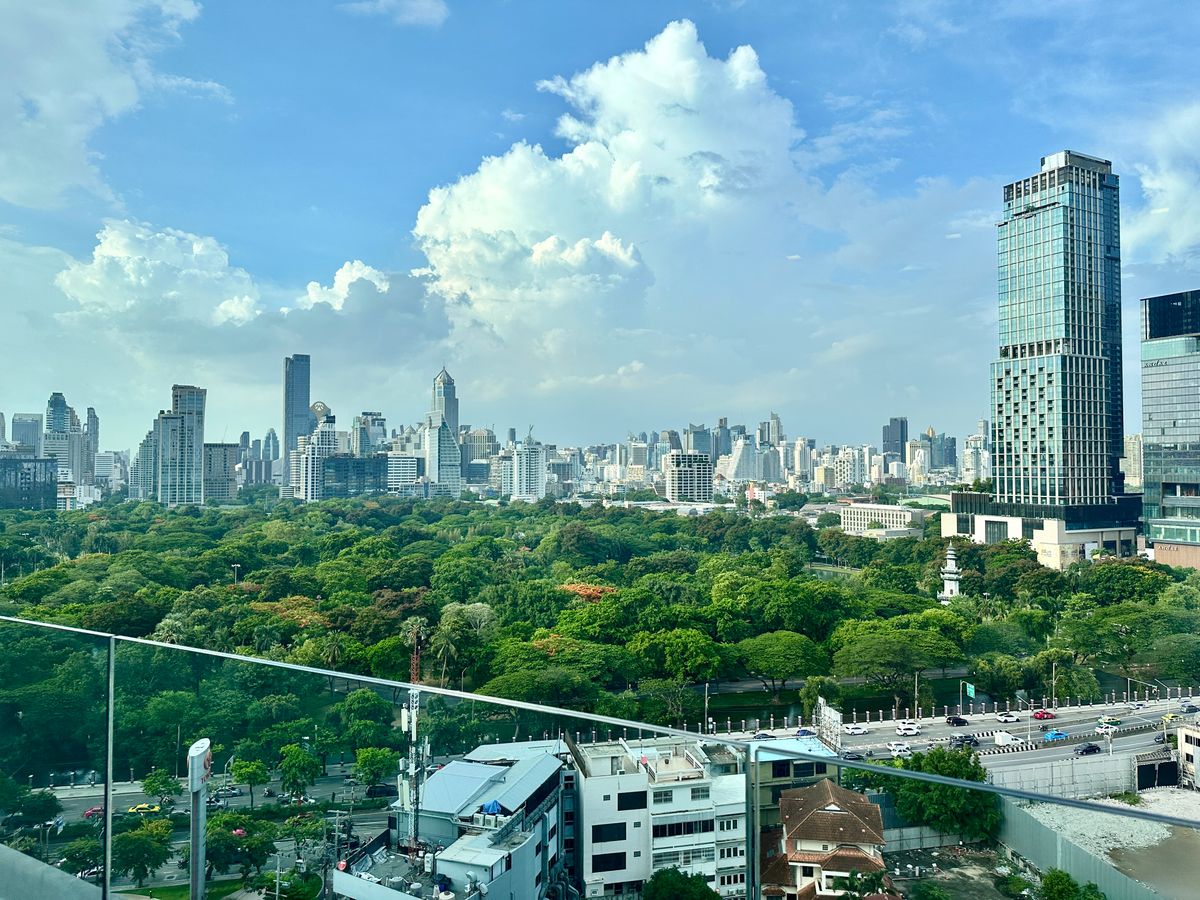 ขายคอนโดสีลม ศาลาแดง บางรัก : Hot Deal🔥 16.99mb ONLY‼️ SALADAEND ONE 56.xx sqm, Lumpini Park View, High Floor : contact for more information ➡️ 0842588772