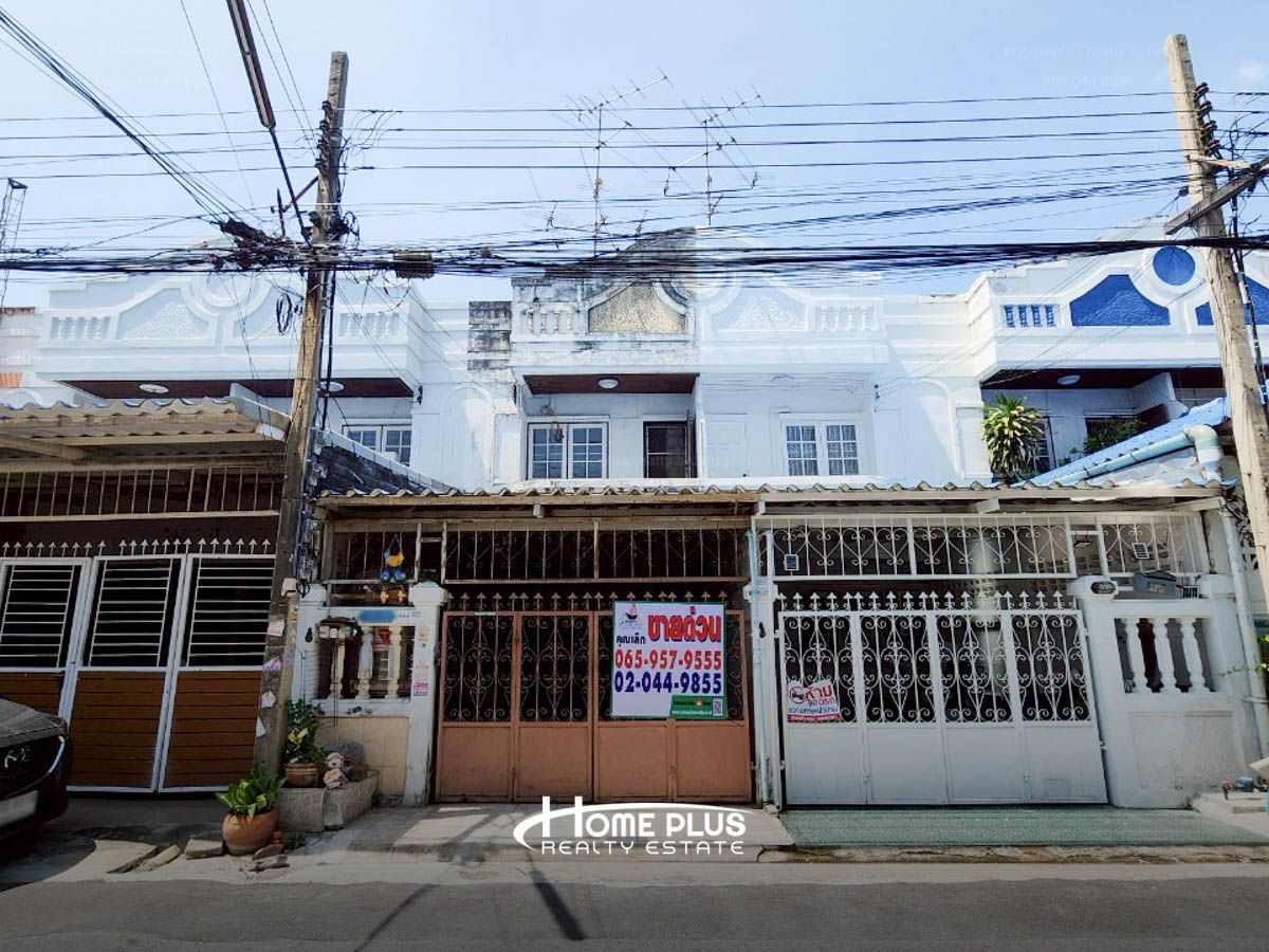 ขายทาวน์โฮมอ่อนนุช อุดมสุข : หมู่บ้านไพโรจน์ ซอยบางนา27