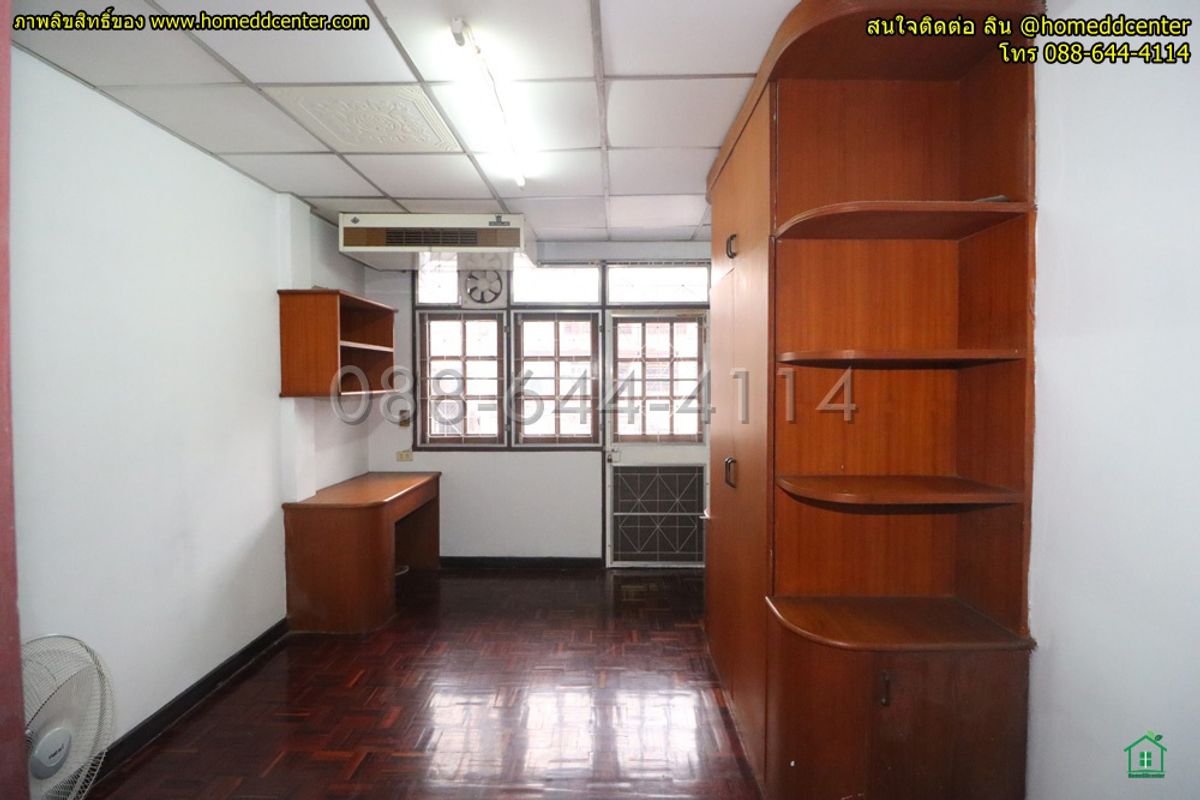 ขายทาวน์โฮมรามคำแหง หัวหมาก : ขายทาวน์เฮ้าส์ 2 ชั้น รามคำแหง 24 แยก 8 หัวหมาก บางกะปิ ใกล้ ม.ราม ม.เอแบค เดอะไนน์พระราม 9 เดอะมอลล์ราม ออกพระราม 9 ศรีนครินทร์ ได้  