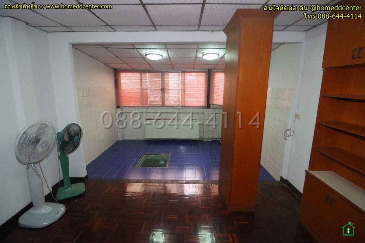 ขายทาวน์โฮมรามคำแหง หัวหมาก : ขายทาวน์เฮ้าส์ 2 ชั้น รามคำแหง 24 แยก 8 หัวหมาก บางกะปิ ใกล้ ม.ราม ม.เอแบค เดอะไนน์พระราม 9 เดอะมอลล์ราม ออกพระราม 9 ศรีนครินทร์ ได้  