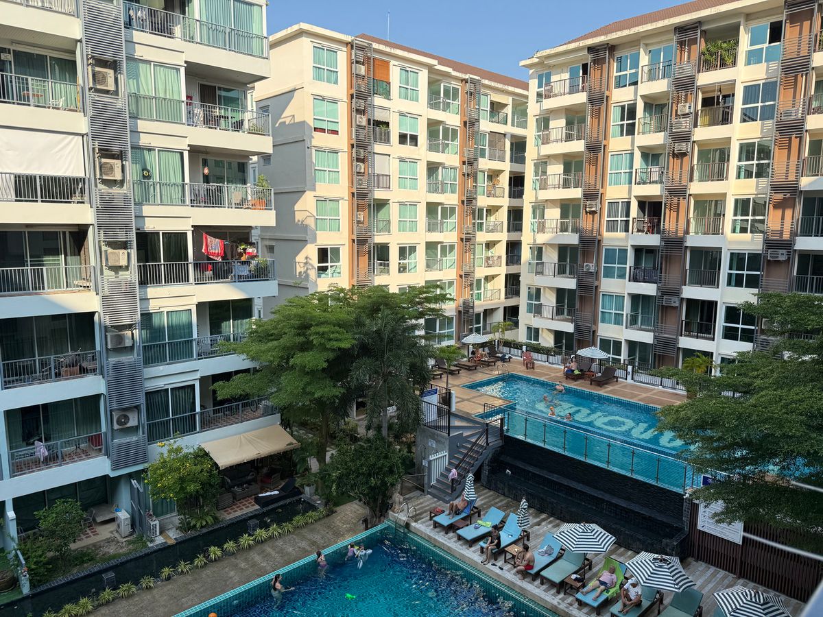 For SaleCondoPattaya, Bangsaen, Chonburi : 💎 Diamond Suites Resort – Studio with Pool View | Only ฿1.95 MB!