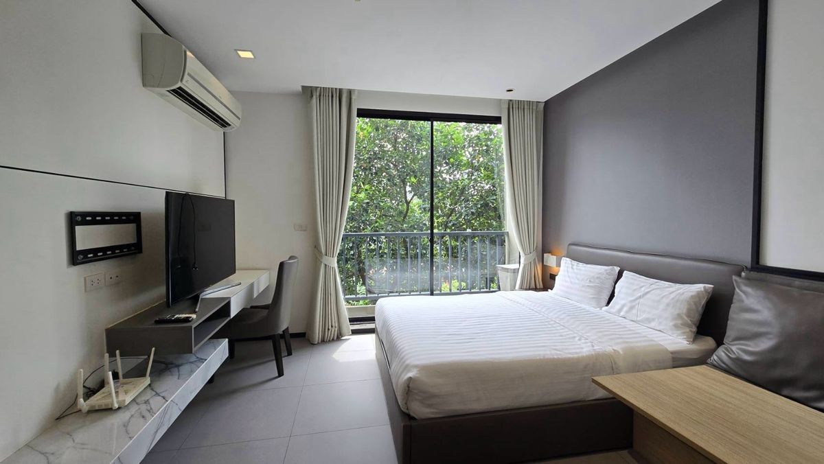 ขายคอนโดพระราม 9 เพชรบุรีตัดใหม่ RCA : ขายคอนโด เอคิว เอลิคซ์ เรซิเดนซ์
AQ Alix Residence Soonvijai คอนโดจำนวนชั้น 7 ชั้น
ตั้งอยู่ชั้นที่ 3
พื้นที่ใช้สอย 28.31 ตร.ม.