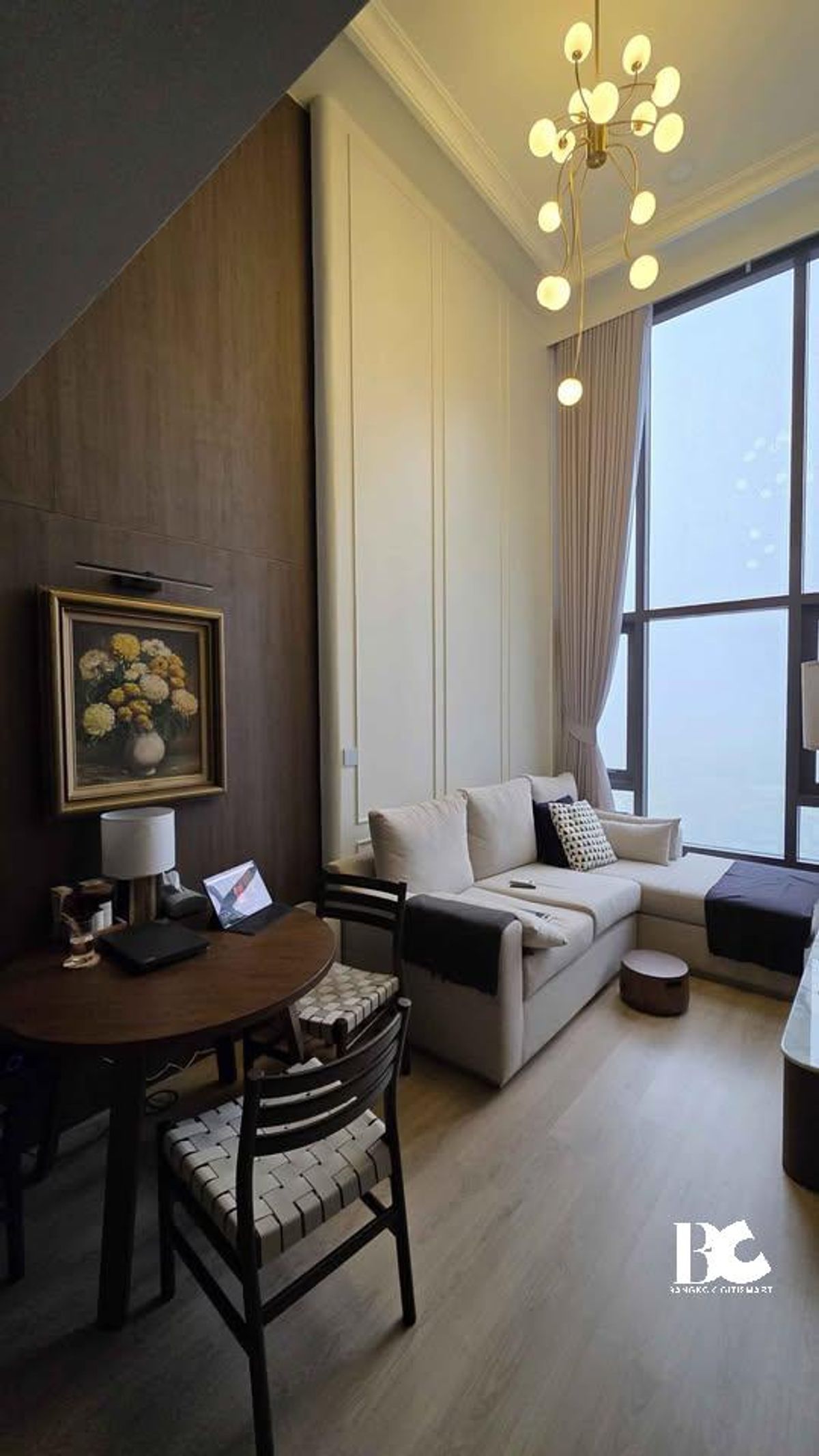 For RentCondoKhlongtoei, Kluaynamthai : Limited Unit! High-Floor, Fully Furnished 2 bedrooms | Life Rama 4-Asoke