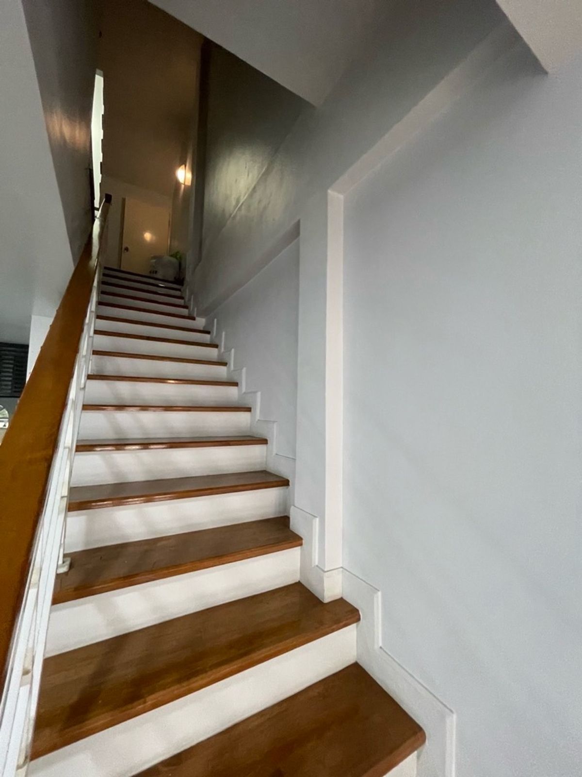 For RentTownhomeEakachai, Bang Bon : Rent a townhouse Baan Klang Mueang Sathorn-Taksin 2 in Talat Phlu, Thonburi, near BTS Wutthakat