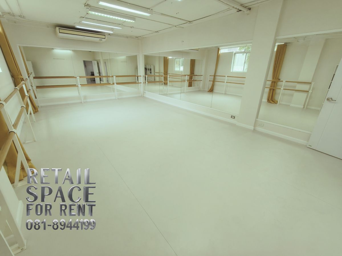 For RentOfficeSukhumvit, Asoke, Thonglor : ✨ 𝗨𝗻𝗯𝗲𝗮𝘁𝗮𝗯𝗹𝗲 𝗗𝗲𝗮𝗹! 𝗣𝗿𝗶𝗺𝗲 𝗖𝗼𝗺𝗺𝗲𝗿𝗰𝗶𝗮𝗹 𝗦𝗽𝗮𝗰𝗲 𝗶𝗻 𝗘𝗸𝗸𝗮𝗺𝗮𝗶 𝟮𝟮 𝗳𝗼𝗿 𝗝𝘂𝘀𝘁 ฿𝟯𝟴,𝟬𝟬𝟬/𝗺𝗼𝗻𝘁𝗵! ✨