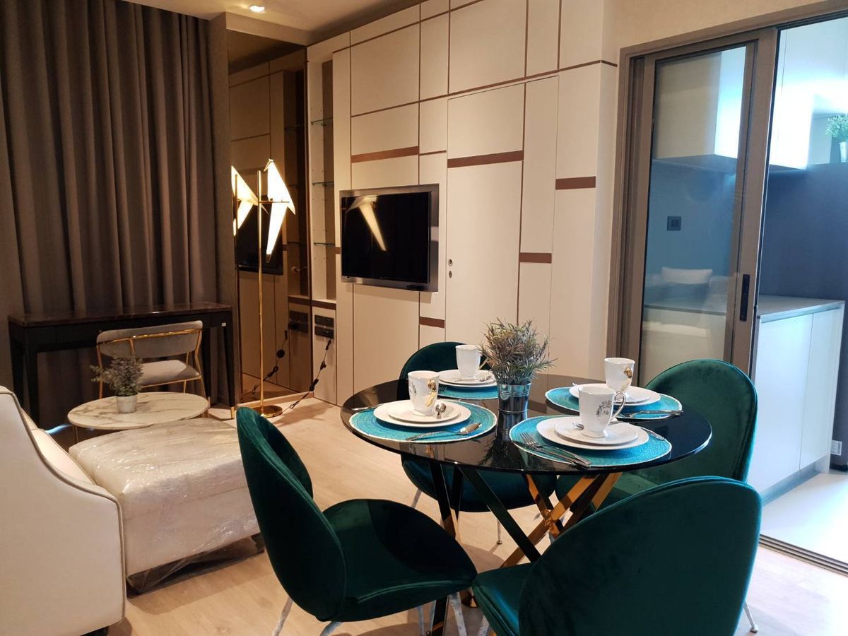 For RentCondoThaphra, Talat Phlu, Wutthakat : For Rent 2 Bedrooms, Size 48 sq m. (High floor) - Whizdom Station Ratchada Tha Phra, 5 minutes walk to BTS