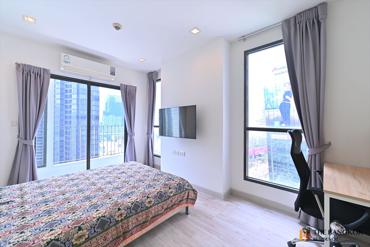 ขายคอนโดพระราม 9 เพชรบุรีตัดใหม่ RCA : ⚡ ห้องสวย ทำเลดี พร้อมอยู่ ⚡ ไอดีโอ โมบิ พระราม 9 ใกล้ MRT พระราม 9 ตอบโจทย์ทุกไลฟ์สไตล์ 