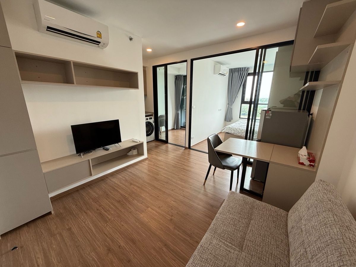 ให้เช่าคอนโดมีนบุรี-ร่มเกล้า : 🏢 Condo The Origin Ram 209 interchange 🏢 ดิ ออริจิ้น ราม209 ให้เช่า!!
 30sq.m. 1Bed Plus พร้อมห้องอเนกประสงค์ 📌เฟอร์ครบ..พร้อมอยู่