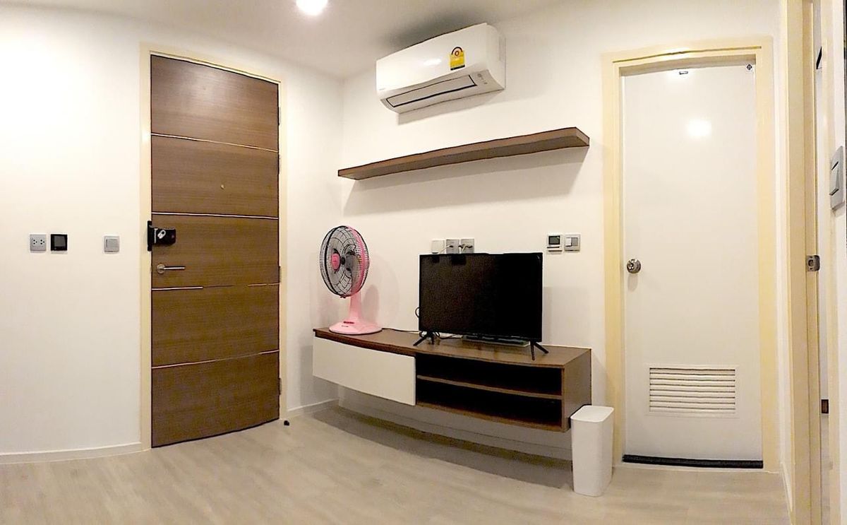 For RentCondoChokchai 4, Ladprao 71, Ladprao 48, : Cant be slow 🔥🔥🔥 For rent atmoz Lat Phrao 71, beautiful room at the cover Full furniture+has a washing machine ‼ ️ Ready to enter 15/8/68 (very fast chat)