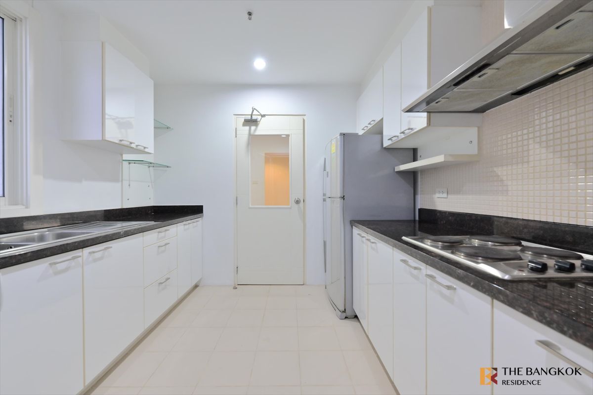 For RentCondoSukhumvit, Asoke, Thonglor : Baan Siri 24, Urban Sophistication in its Finest Form, Near BTS Phrom Phong