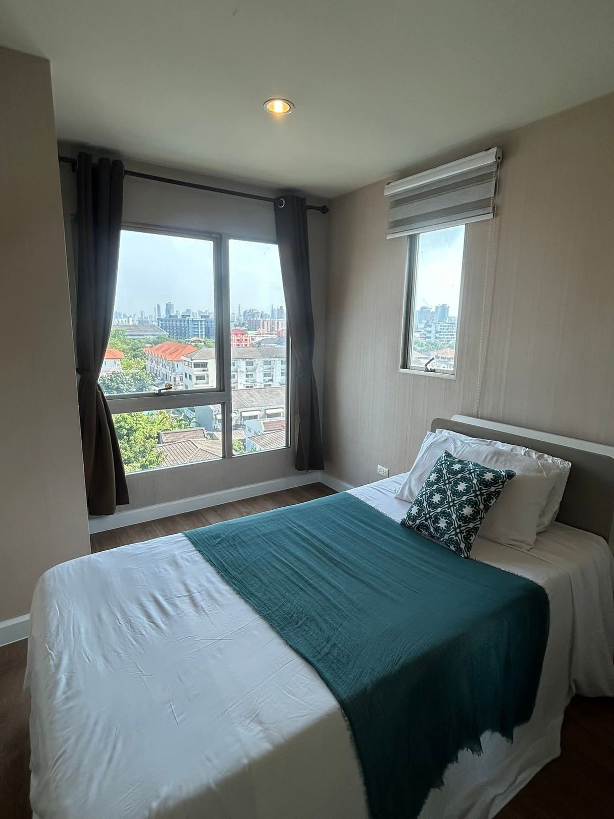 ให้เช่าคอนโดรัชดา ห้วยขวาง : 20,000 BHT/Month The Privacy Ratchada-Suttisan 2 Bedrooms (Corner)