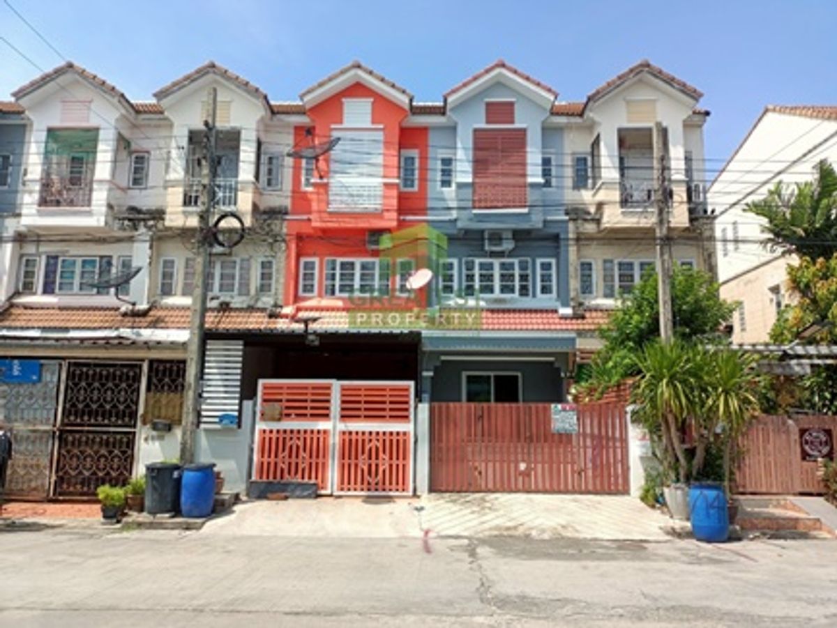For SaleTownhomeSamut Prakan,Samrong : Lalie Ville Village, 2, Phraeksa, Thepharak Townhouse, 3 -storey area 22.30 sq.w., good location, inexpensive