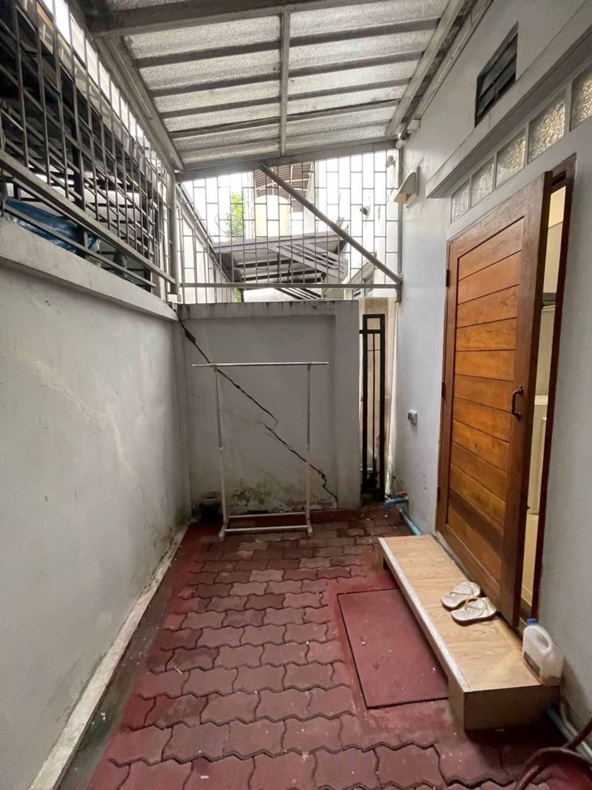 For RentTownhomeEakachai, Bang Bon : Rent a townhouse Baan Klang Mueang Sathorn-Taksin 2 in Talat Phlu, Thonburi, near BTS Wutthakat