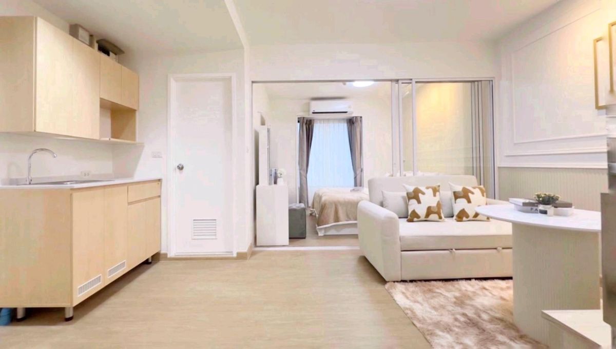 For SaleCondoRamkhamhaeng, Hua Mak : It must have! The condo is full of Phil house on a tall building. Cool location near ARL Ramkhamhaeng. Expressway. The market is complete!