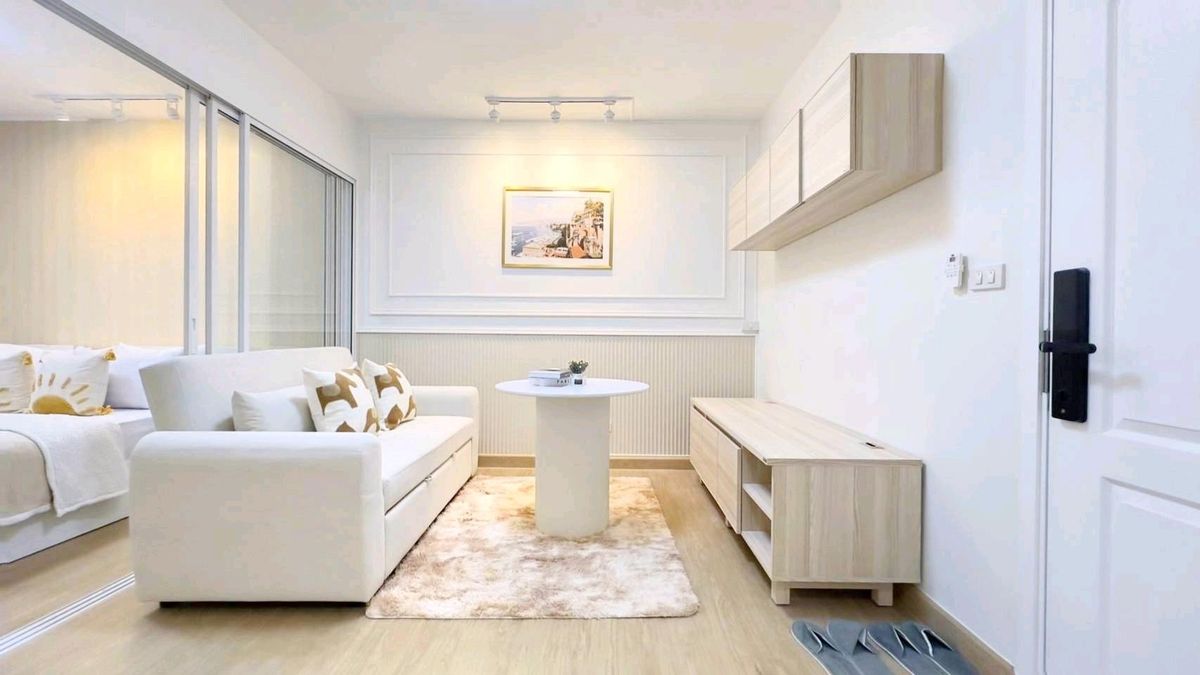 For SaleCondoRamkhamhaeng, Hua Mak : It must have! The condo is full of Phil house on a tall building. Cool location near ARL Ramkhamhaeng. Expressway. The market is complete!