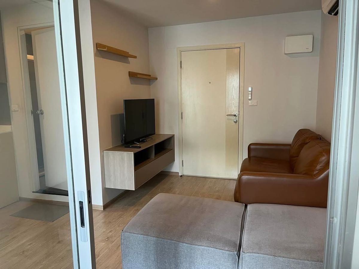 For RentCondoKasetsart, Ratchayothin : Cant be slow. 🔥🔥🔥 Elio Del Moss PHALYOTHIN 34, beautiful room in the cover as in the picture. Full furniture +There is a washing machine‼ ️ Ready to enter 1/8/68 (very fast chat)