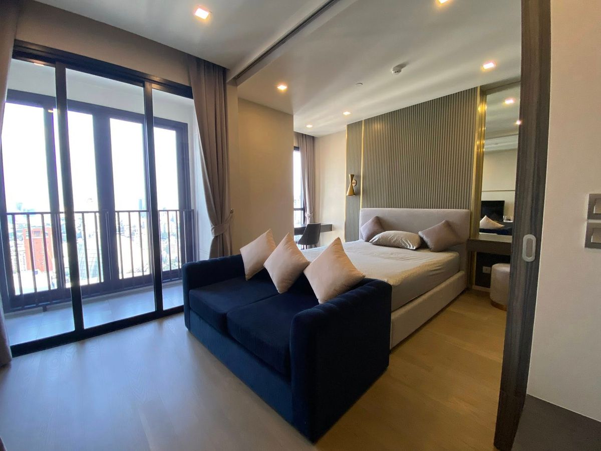 For RentCondoSukhumvit, Asoke, Thonglor : Ashton Asoke Asoke BTS & SUKHUMVIT MRT Station, comfortable location, beautiful room, Asoke Montri Road