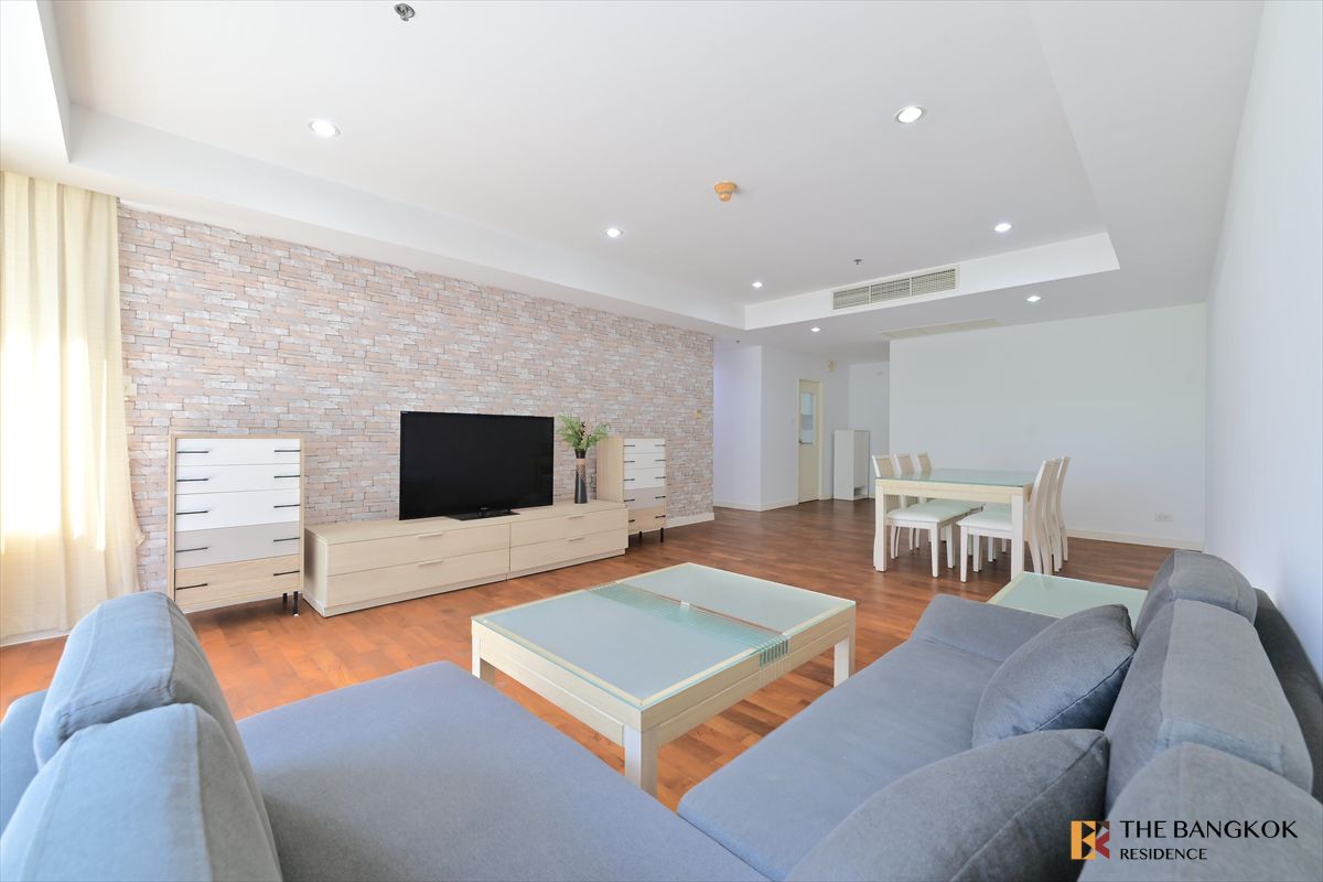 For RentCondoSukhumvit, Asoke, Thonglor : Baan Siri 24, Urban Sophistication in its Finest Form, Near BTS Phrom Phong