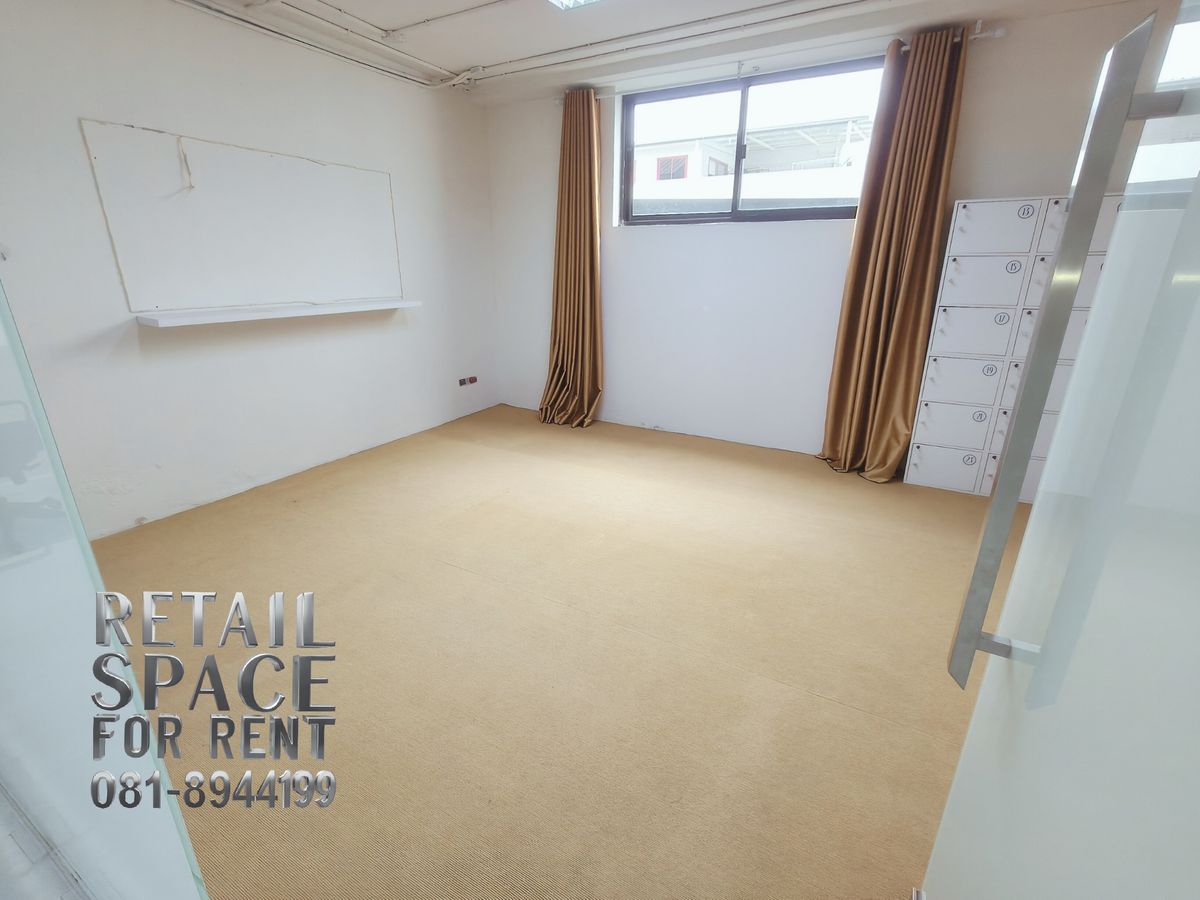 For RentOfficeSukhumvit, Asoke, Thonglor : ✨ 𝗨𝗻𝗯𝗲𝗮𝘁𝗮𝗯𝗹𝗲 𝗗𝗲𝗮𝗹! 𝗣𝗿𝗶𝗺𝗲 𝗖𝗼𝗺𝗺𝗲𝗿𝗰𝗶𝗮𝗹 𝗦𝗽𝗮𝗰𝗲 𝗶𝗻 𝗘𝗸𝗸𝗮𝗺𝗮𝗶 𝟮𝟮 𝗳𝗼𝗿 𝗝𝘂𝘀𝘁 ฿𝟯𝟴,𝟬𝟬𝟬/𝗺𝗼𝗻𝘁𝗵! ✨