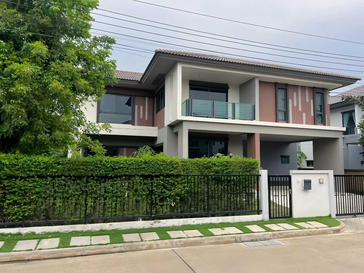 For RentHouseBangna, Bearing, Lasalle : Rent a detached house behind the corner with bedroom, 1st floor, Burasiri Ring-Onnut 4 Bedrooms / 🏡 Corner Single House for RENT-BURSIRI WONGWAEN-ONNUT