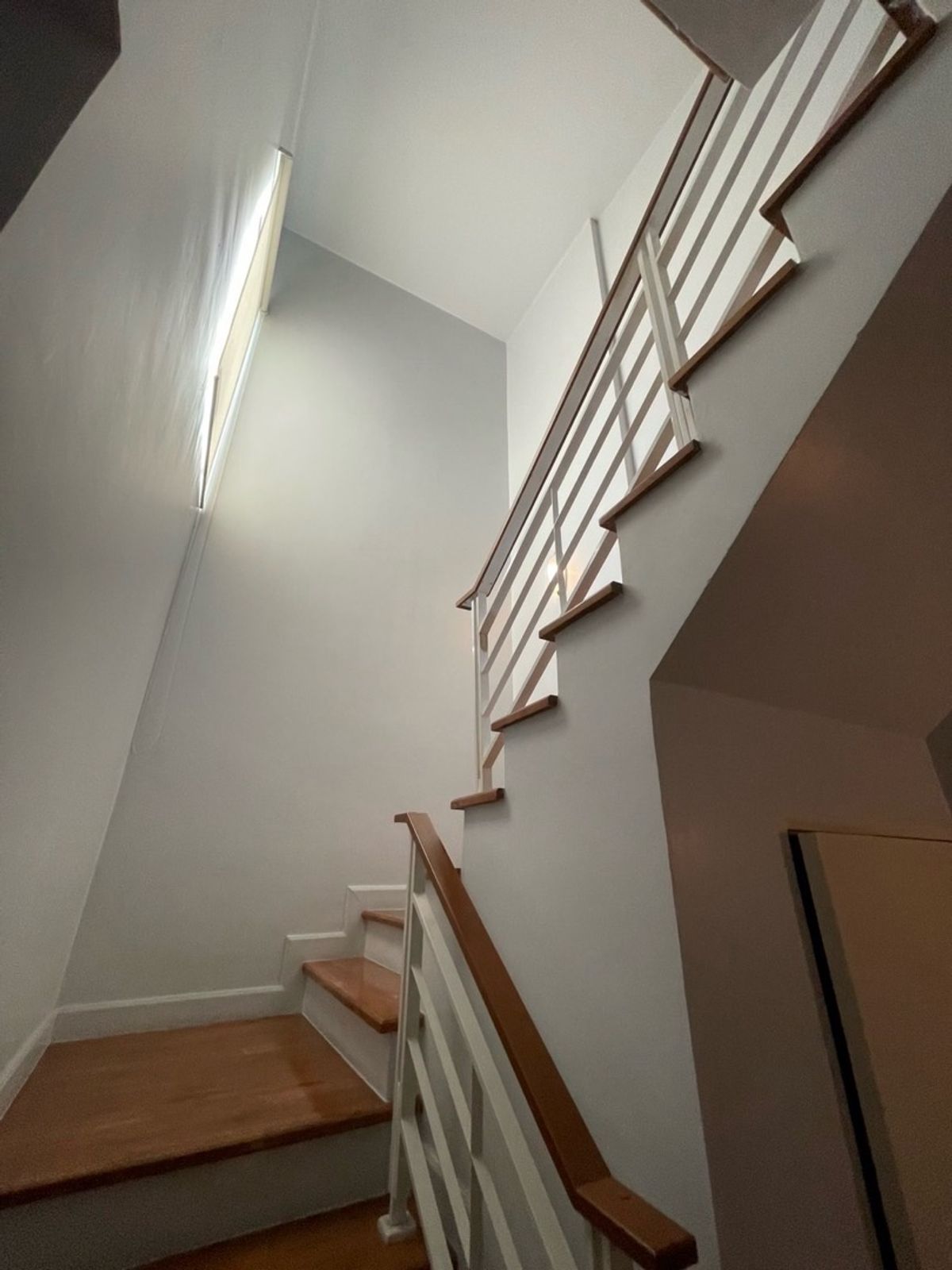 For RentTownhomeEakachai, Bang Bon : Rent a townhouse Baan Klang Mueang Sathorn-Taksin 2 in Talat Phlu, Thonburi, near BTS Wutthakat