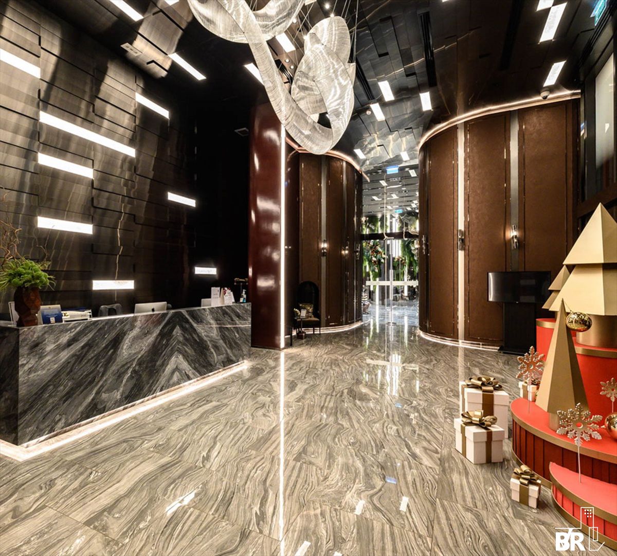 For SaleCondoRama9, Petchburi, RCA : 📍Beautiful room, fully furnished and electric appliances 📍 Life Asoke Hype - Prime Location in the Hottest Zone of the New CBD Asoke–Rama 9 