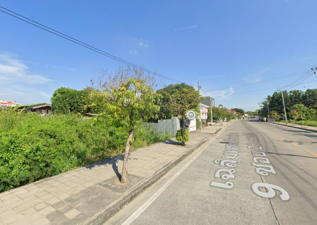 ขายที่ดินลาดกระบัง สุวรรณภูมิ : ขาย ที่ดิน 326 ตรว ริมถนนเมน เฉลิมพระเกียรติ ร.9 ซอย 28  เหมาะทำการค้า DD