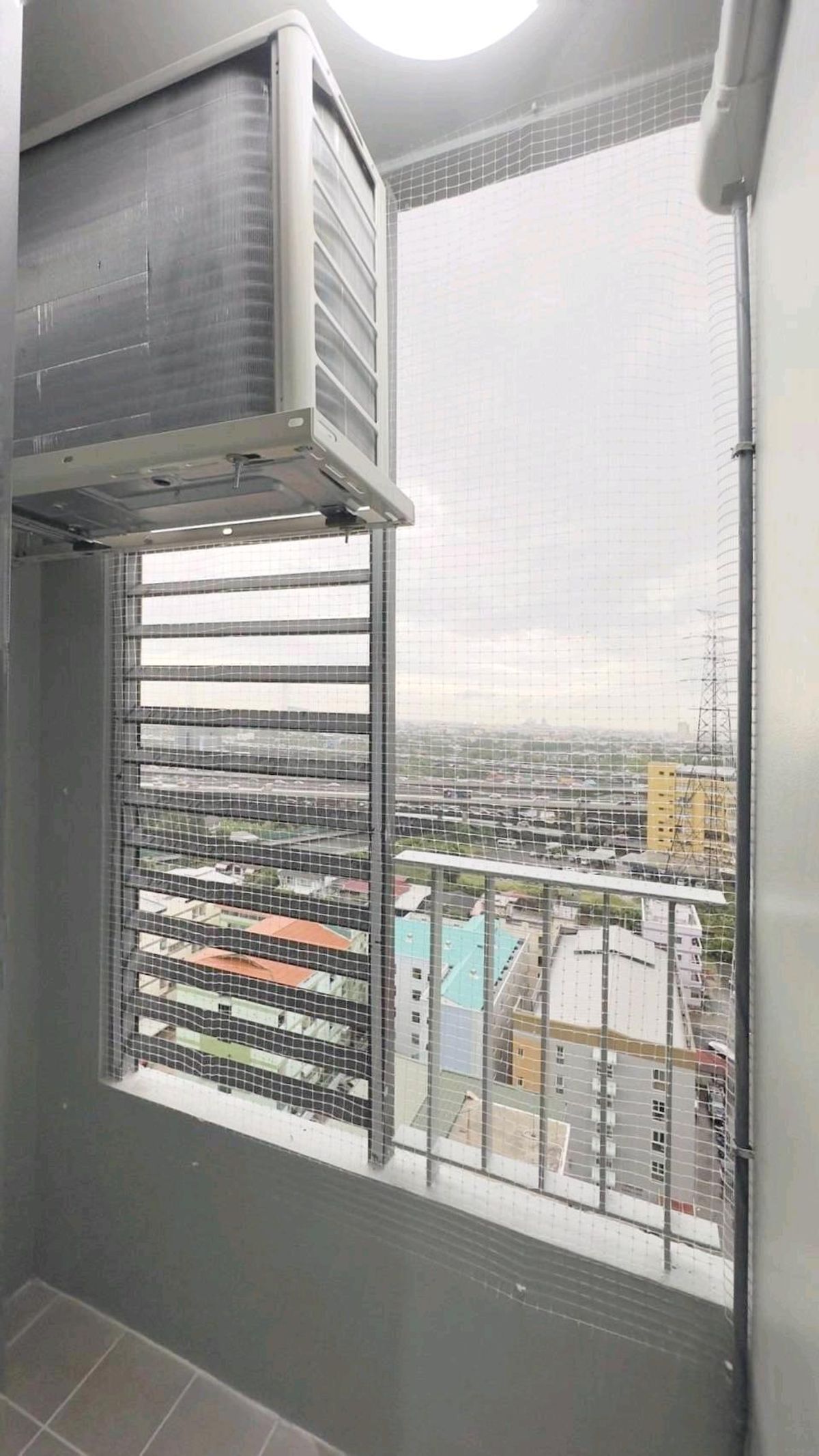 For SaleCondoRamkhamhaeng, Hua Mak : It must have! The condo is full of Phil house on a tall building. Cool location near ARL Ramkhamhaeng. Expressway. The market is complete!