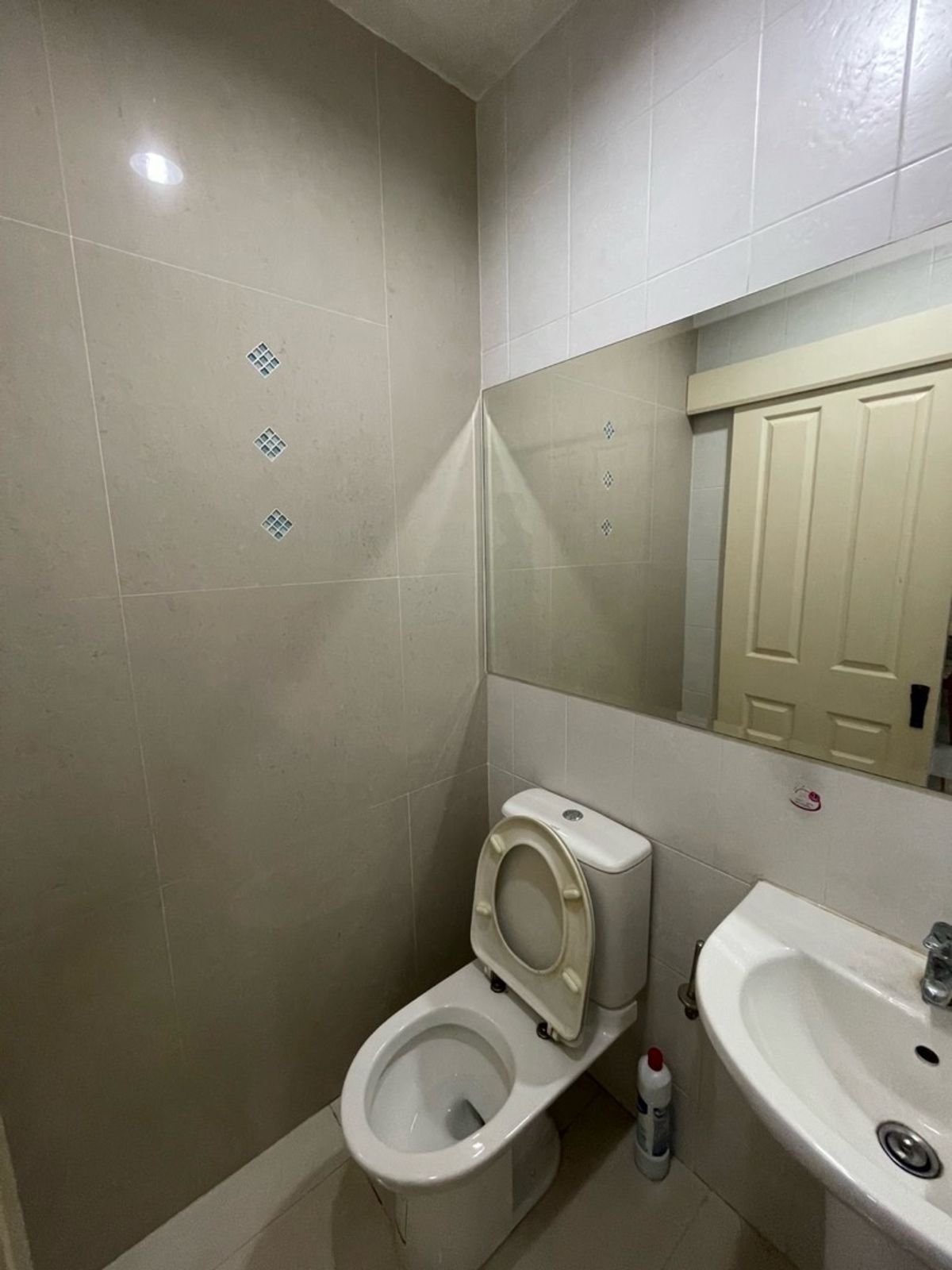 For RentTownhomeEakachai, Bang Bon : Rent a townhouse Baan Klang Mueang Sathorn-Taksin 2 in Talat Phlu, Thonburi, near BTS Wutthakat