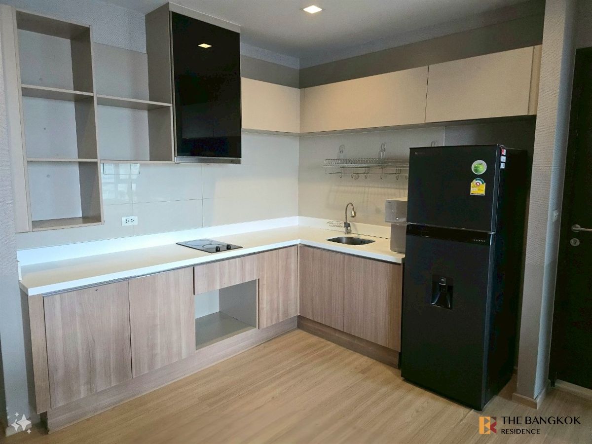 ขายคอนโดสาทร นราธิวาส :  ริธึ่ม สาทร ใกล้ BTS สถานีสะพานตากสิน จองด่วน!! ยูนิตยอดฮิตหายาก 