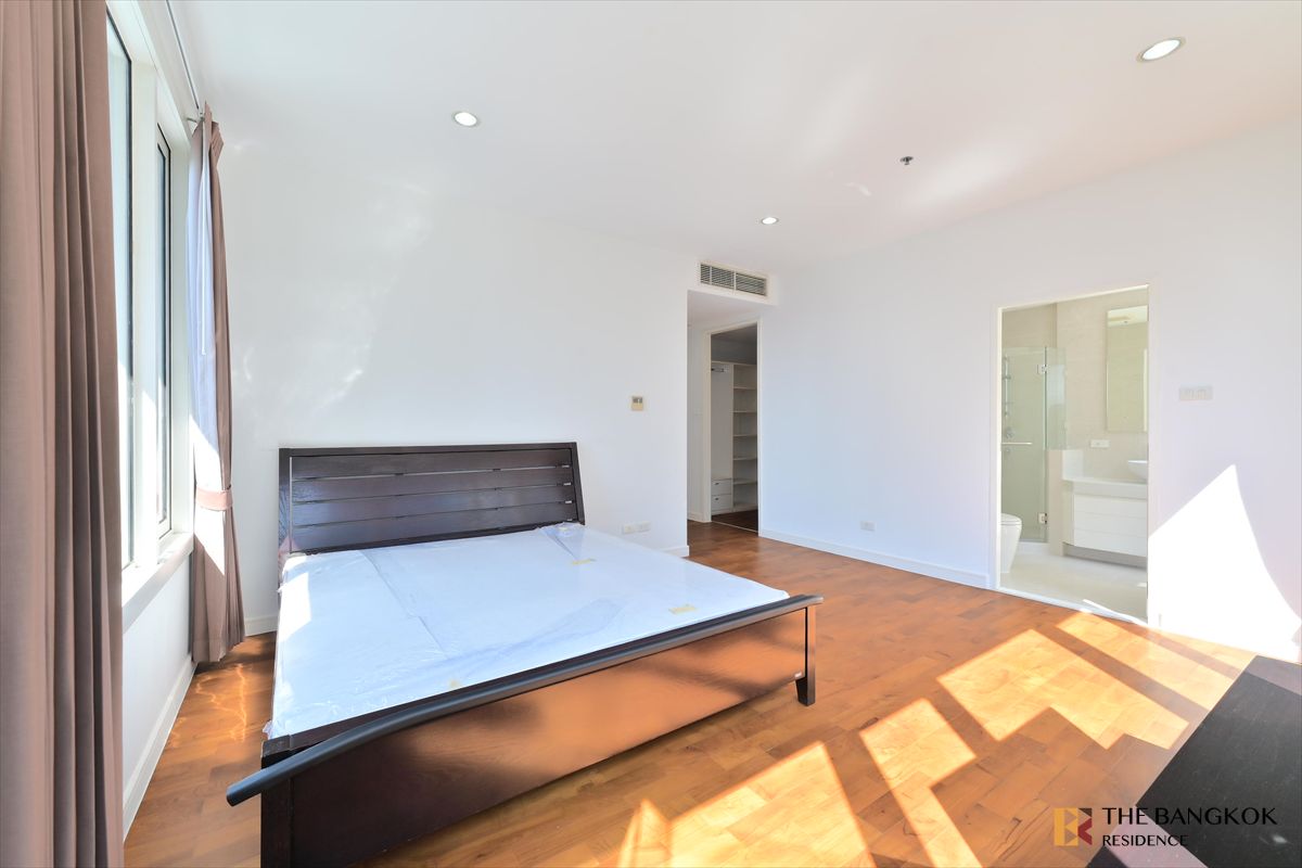 For RentCondoSukhumvit, Asoke, Thonglor : Baan Siri 24, Urban Sophistication in its Finest Form, Near BTS Phrom Phong