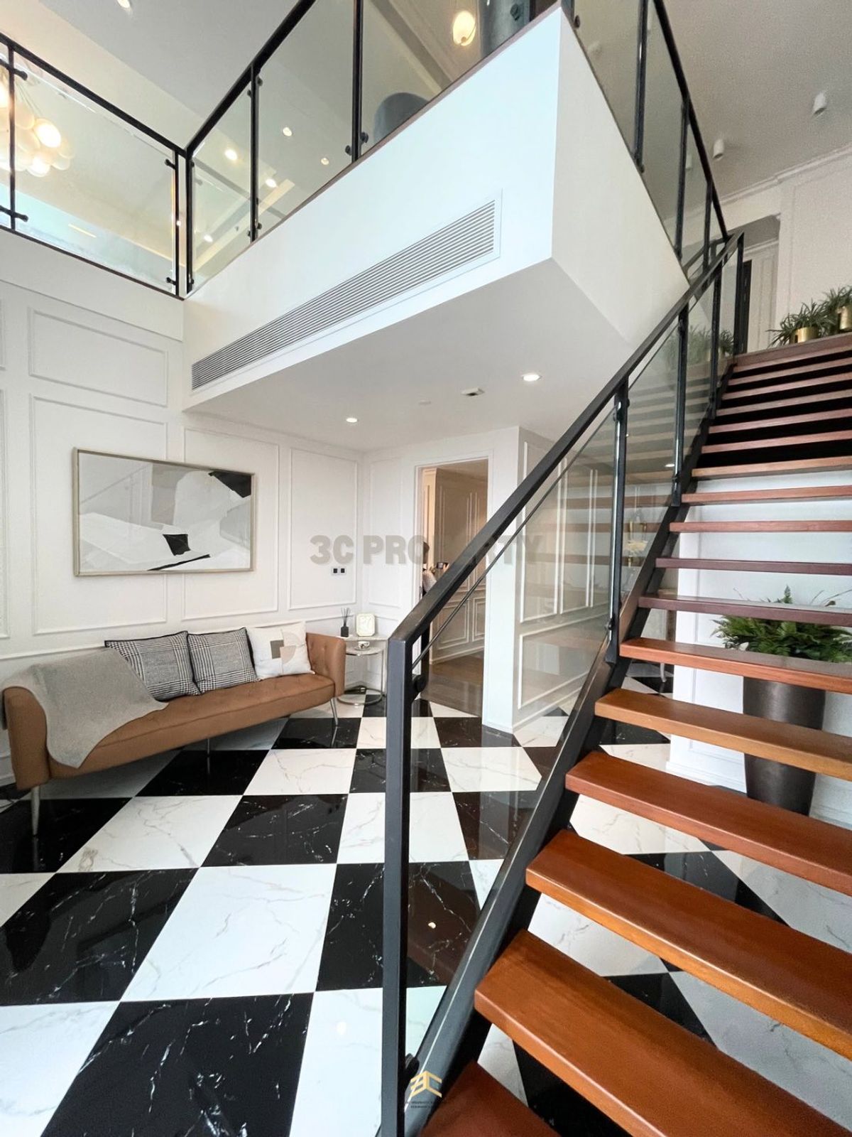 ขายคอนโดสุขุมวิท อโศก ทองหล่อ : DUPLEX PENTHOUSE #SHOWUNIT : Muniq Sukhumvit 23 (Close to MRT Asoke)  🔺Price 64.35 MB.🔺 Pet Friendly
