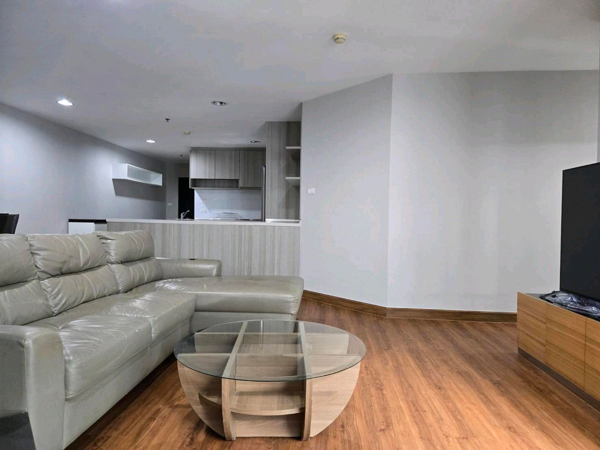For RentCondoRama9, Petchburi, RCA : Belle Grand Rama9 Condo Rental