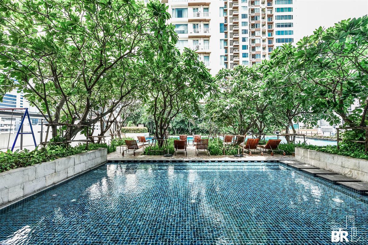 ขายคอนโดสาทร นราธิวาส :  ดิ เอ็มไพร์ เพลส สะดวกสบายพร้อมเข้าอยู่ 