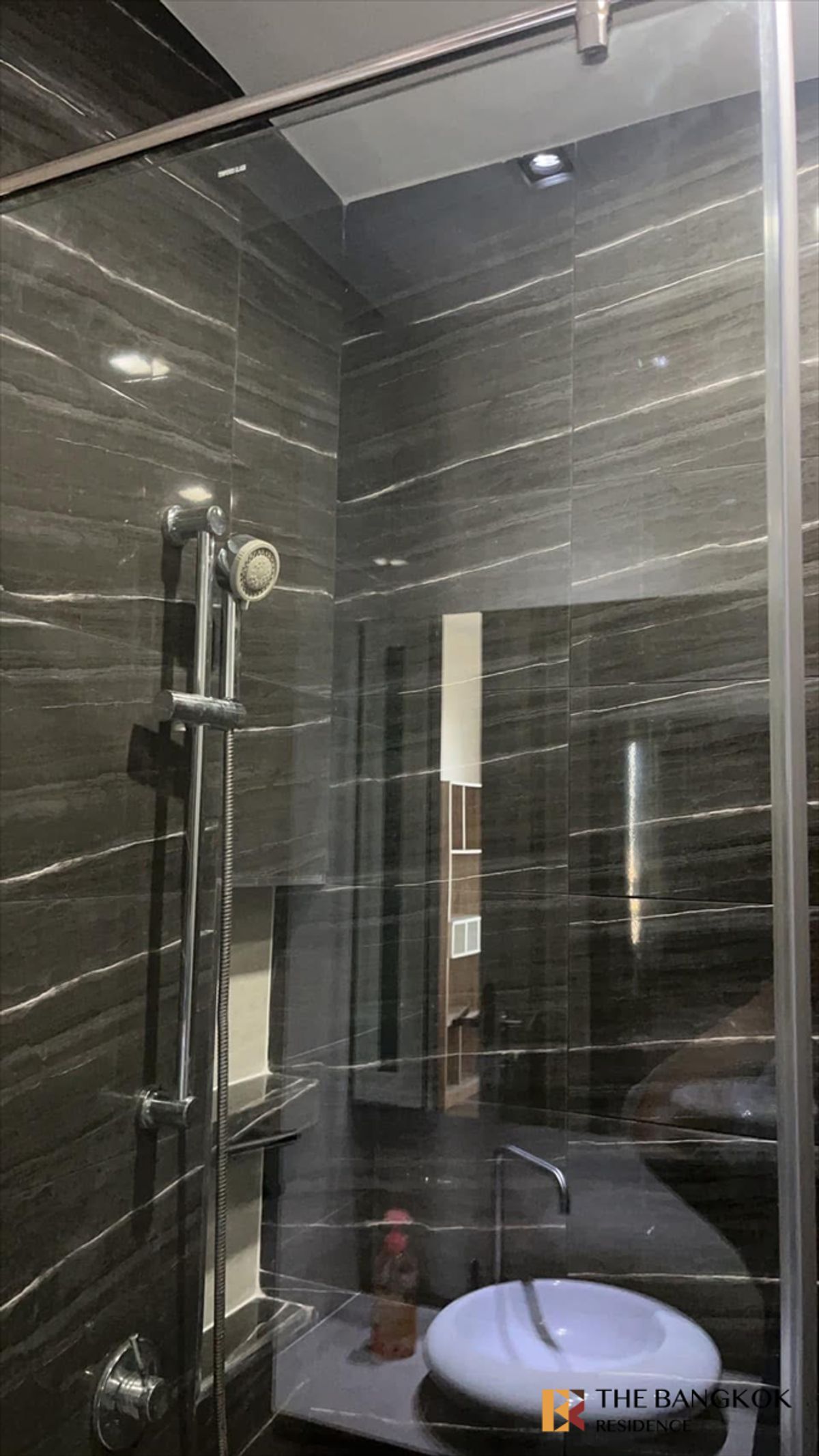 ขายคอนโดราชเทวี พญาไท : ⚡พร้อมเฟอร์นิเจอร์⚡เอ็ม พญาไท  ใกล้ BTS Victory  Monument ใช้ชีวิตสไตล์ Luxury บนทำเลศักยภาพ 