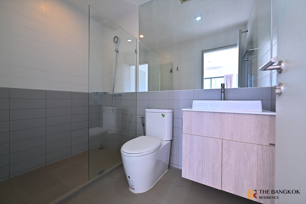 ขายคอนโดพระราม 9 เพชรบุรีตัดใหม่ RCA : ⚡ ห้องสวย ทำเลดี พร้อมอยู่ ⚡ ไอดีโอ โมบิ พระราม 9 ใกล้ MRT พระราม 9 ตอบโจทย์ทุกไลฟ์สไตล์ 