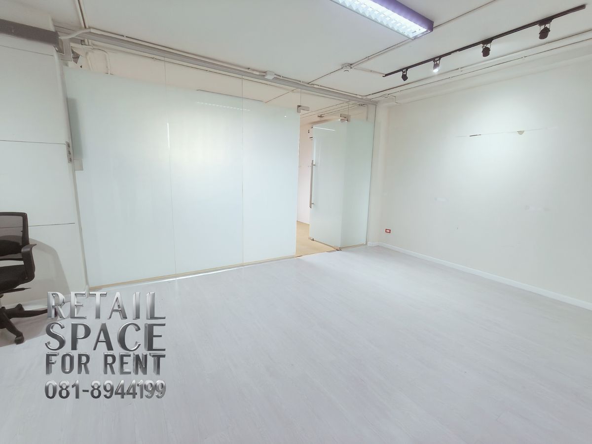 For RentOfficeSukhumvit, Asoke, Thonglor : ✨ 𝗨𝗻𝗯𝗲𝗮𝘁𝗮𝗯𝗹𝗲 𝗗𝗲𝗮𝗹! 𝗣𝗿𝗶𝗺𝗲 𝗖𝗼𝗺𝗺𝗲𝗿𝗰𝗶𝗮𝗹 𝗦𝗽𝗮𝗰𝗲 𝗶𝗻 𝗘𝗸𝗸𝗮𝗺𝗮𝗶 𝟮𝟮 𝗳𝗼𝗿 𝗝𝘂𝘀𝘁 ฿𝟯𝟴,𝟬𝟬𝟬/𝗺𝗼𝗻𝘁𝗵! ✨