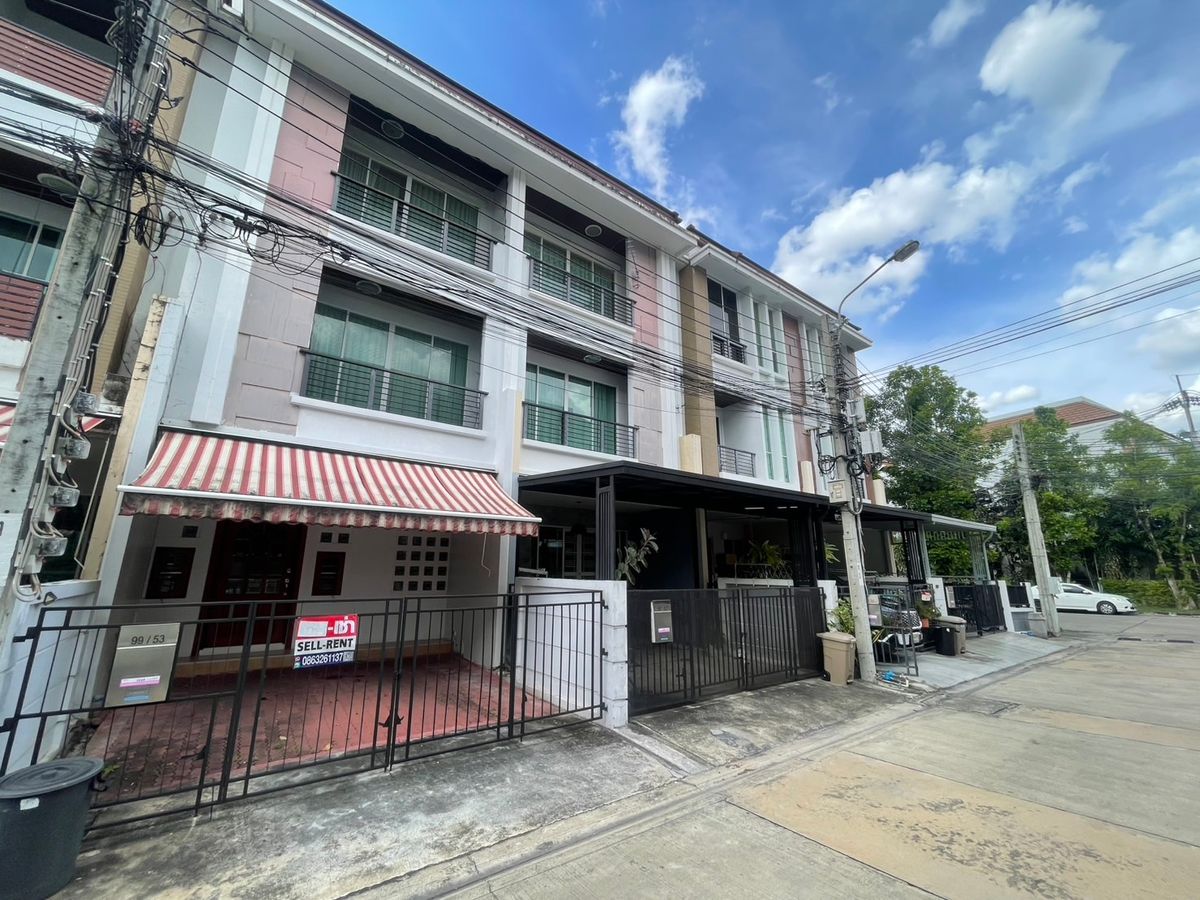 For RentTownhomeEakachai, Bang Bon : Rent a townhouse Baan Klang Mueang Sathorn-Taksin 2 in Talat Phlu, Thonburi, near BTS Wutthakat