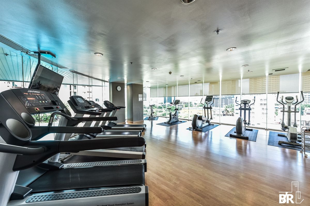 ขายคอนโดสาทร นราธิวาส :  ดิ เอ็มไพร์ เพลส สะดวกสบายพร้อมเข้าอยู่ 