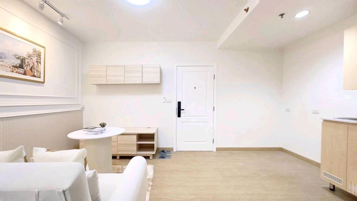 For SaleCondoRamkhamhaeng, Hua Mak : It must have! The condo is full of Phil house on a tall building. Cool location near ARL Ramkhamhaeng. Expressway. The market is complete!