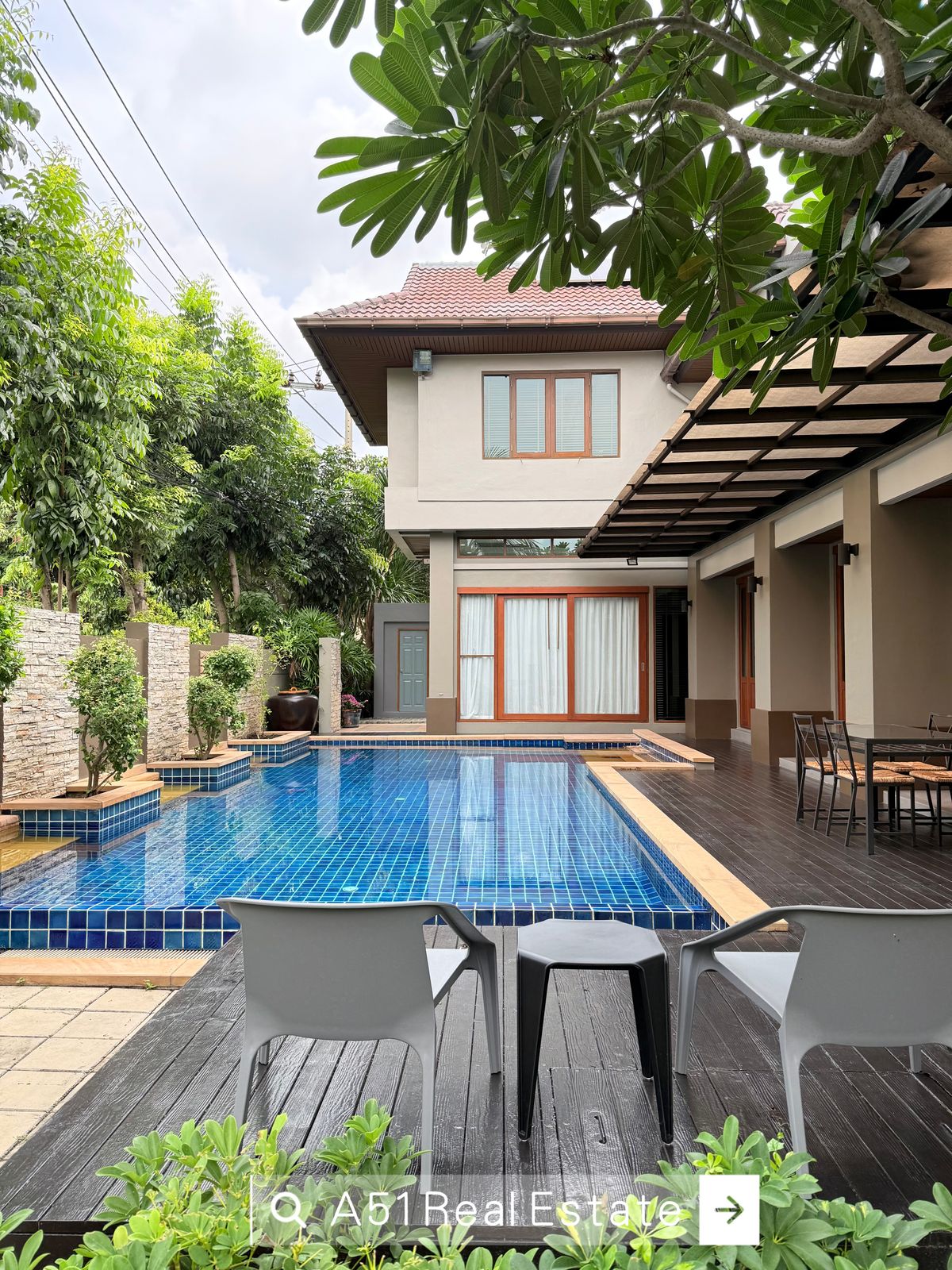 ให้เช่าบ้านเกษตร นวมินทร์ ลาดปลาเค้า : [FOR RENT] บ้านเดี่ยวไซส์ใหญ่ 2 ชั้น หมู่บ้านอารียา สวนา 1 บ้านสวย พร้อมสระว่ายน้ำในตัว บ้านติดถนนเกษตร-นวมินทร์ เดินทางสะดวกมาก  