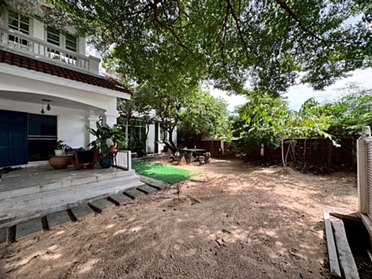 For SaleHouseNawamin, Ramindra : 2 storey detached house for sale, Chaiyapruek Ram Inthra Village A lot of back corner houses (N.1789)