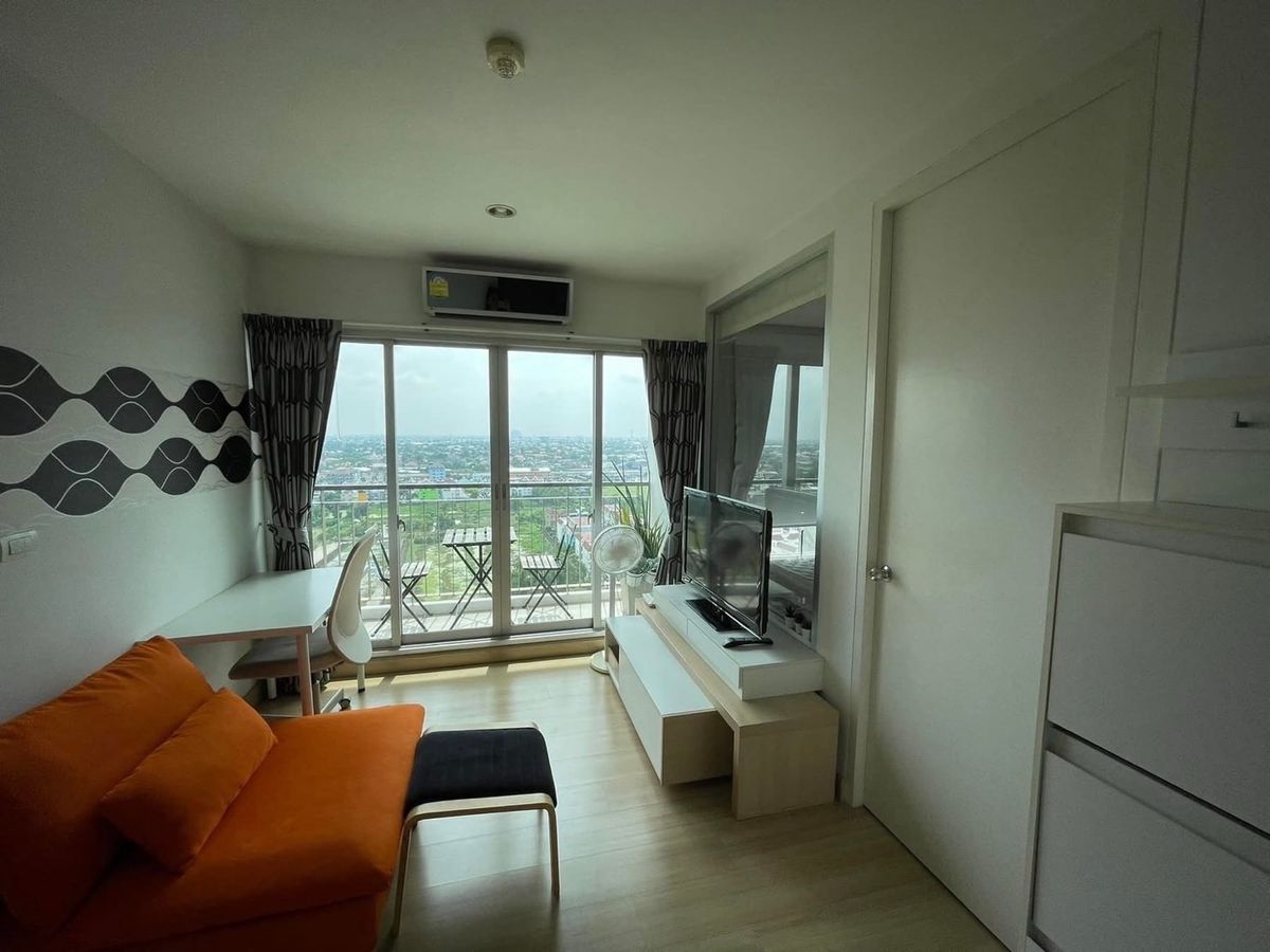 For RentCondoBangna, Bearing, Lasalle : Rent The Parkland Srinakarin Lakeside (The Parkland Srinakarin Lake Side)  🛏️ 1 bedroom 🛁 1 bathroom 🛋️ 1 living room size 36 sqm. Building 1, 19th floor 🌅 Muang view ✨ Price 9,500 baht ✨