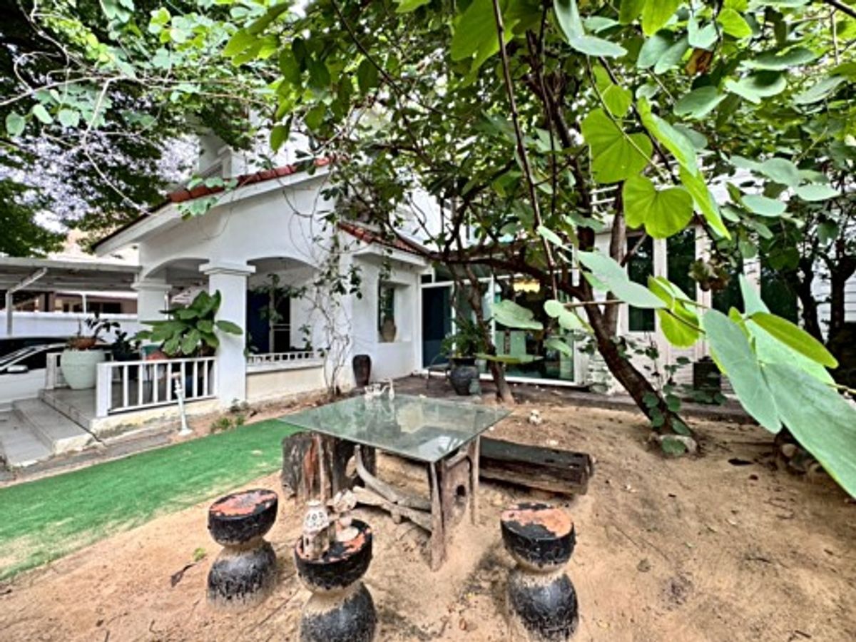 For SaleHouseNawamin, Ramindra : 2 storey detached house for sale, Chaiyapruek Ram Inthra Village A lot of back corner houses (N.1789)